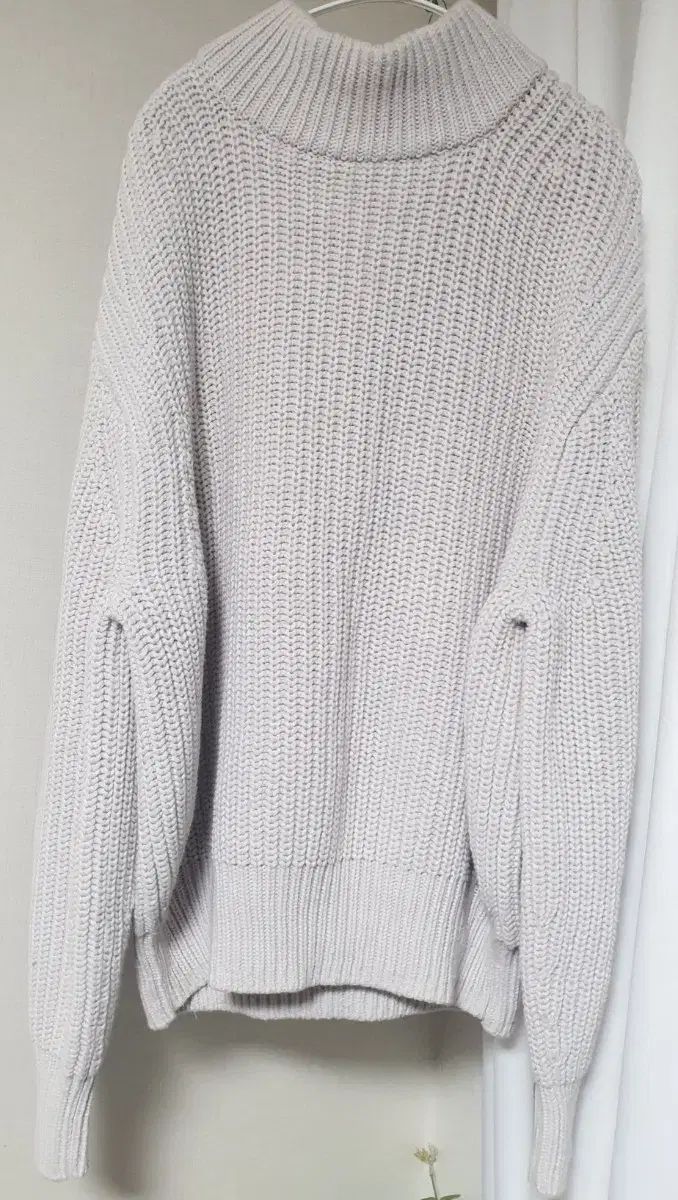 COS ウール ブレンド タートルネック セーター