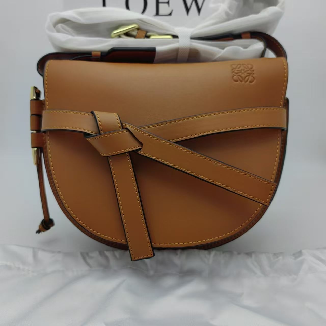 LOEWE ロエベ　ゲート　バムバッグ