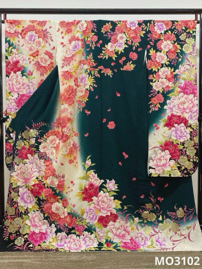 振袖 豪華 ラメ刺繍 金彩 グリッター箔 紋意匠 牡丹 身丈167cm