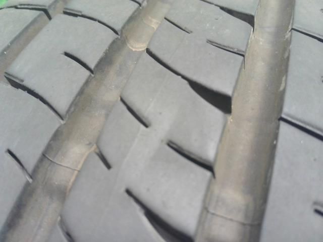 ブリヂストン1本 ダンロップ1本