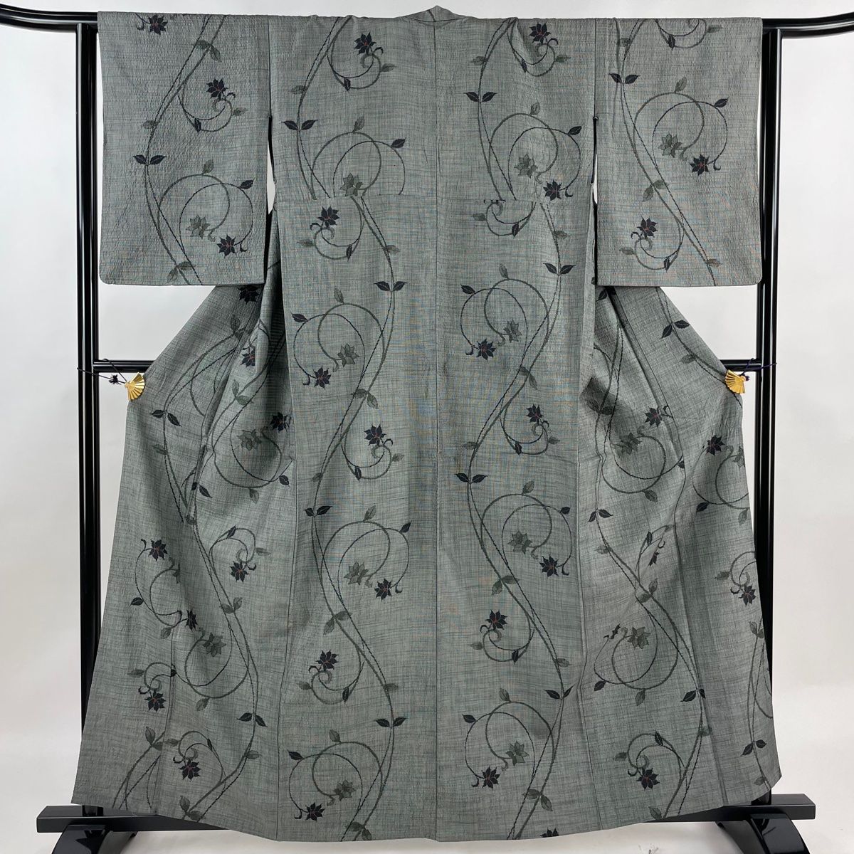 紬 身丈160cm 裄丈64cm M 単衣 花唐草 灰色 正絹 秀品