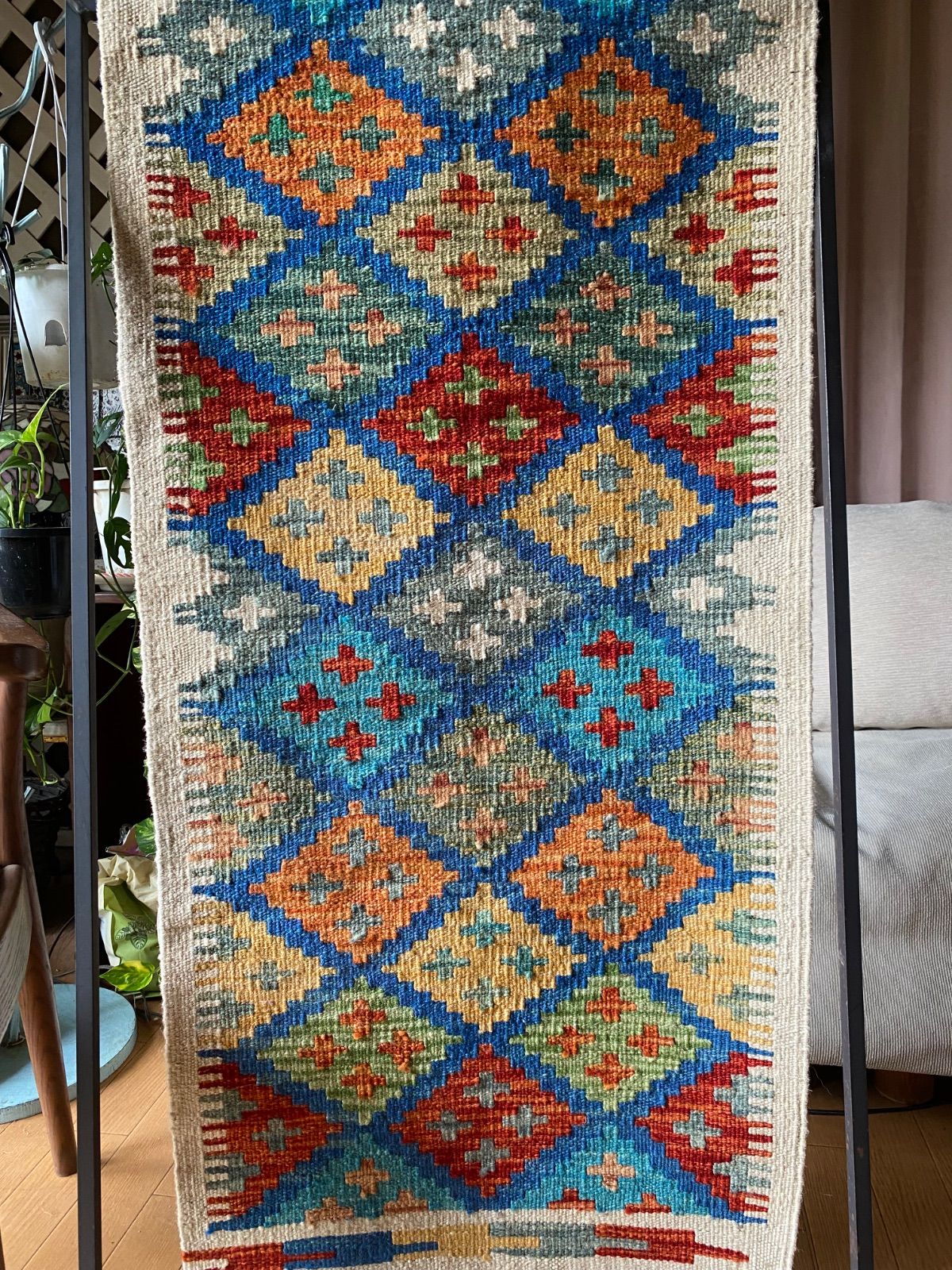 ちょっとしたスペースに 一枚でお部屋がランクアップ