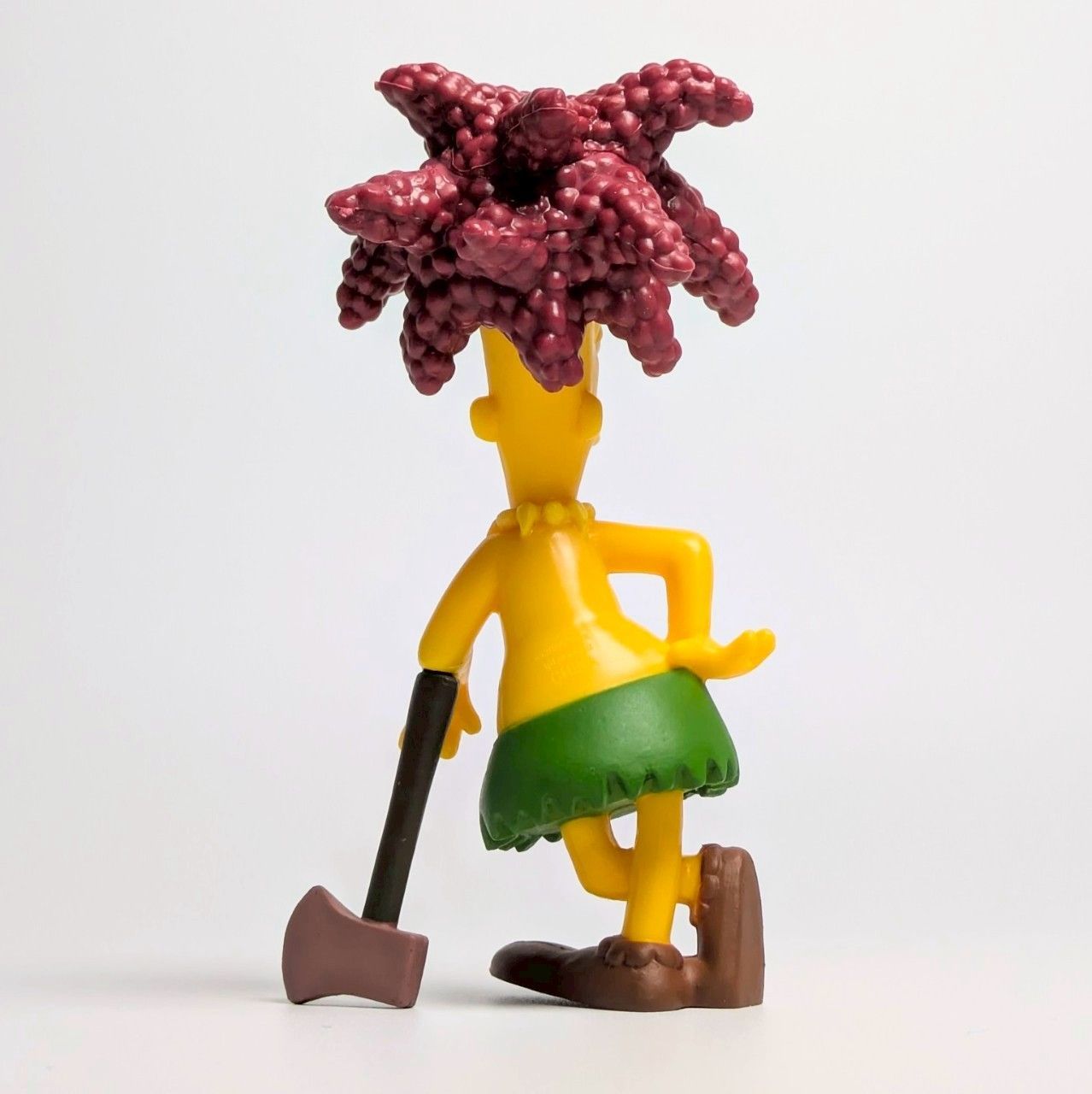 THE SIMPSONS 陶器フィギュア Amazon.com: The Simpsons Polystone Bust Moe Szyslak : Toys
