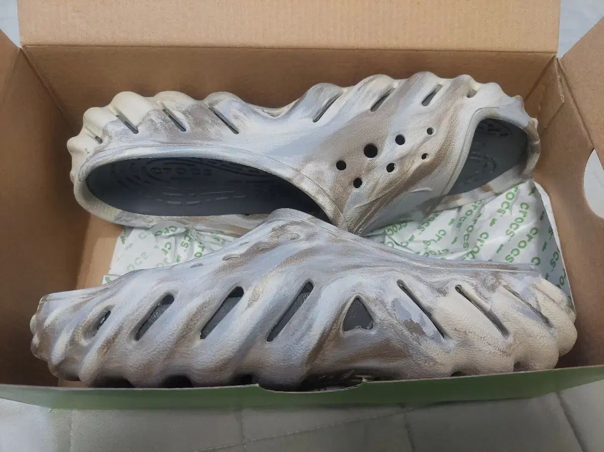 crocs クロックス