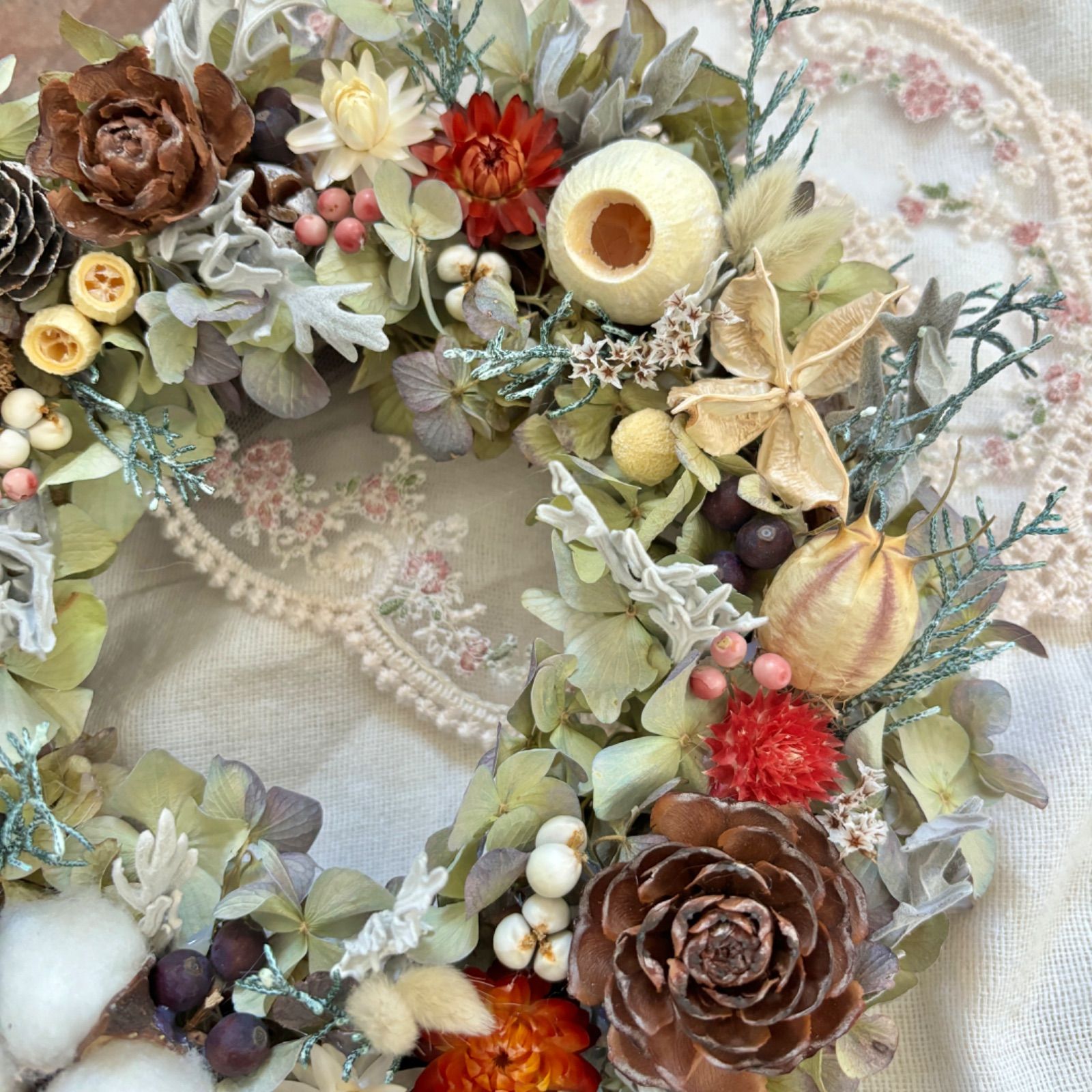 ドライフラワーのオーバルリース　春待ちリース　【25206】 ドライフラワーのオーバルリース春待ちリース【25206】