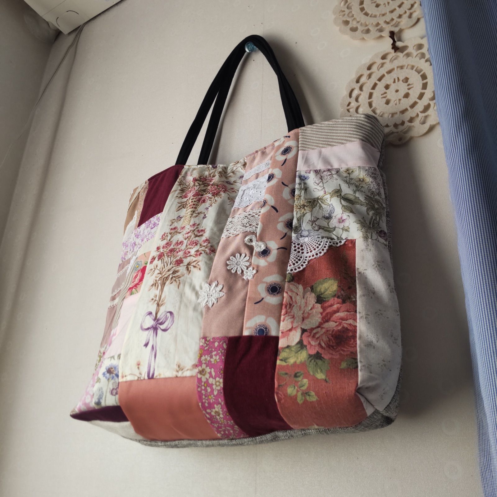 ピンク系花柄パッチワークデザイントートバッグ 花柄のトート