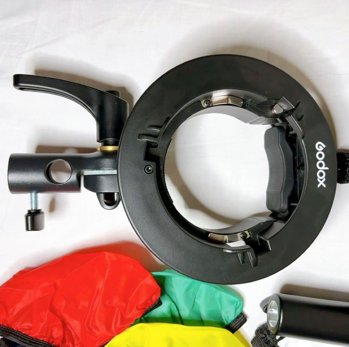 Godoxバッテリー２個付き セット