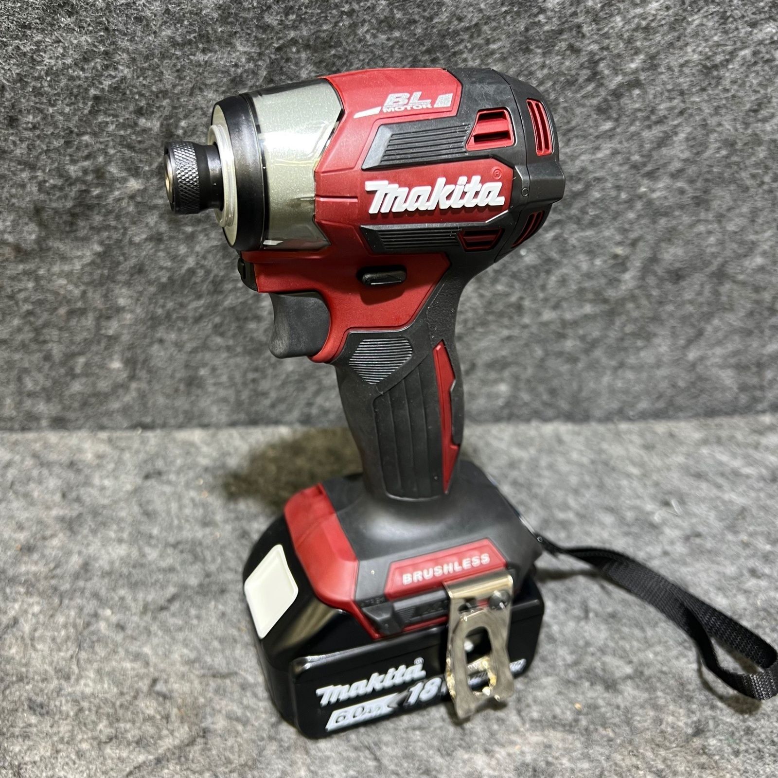 マキタ14vインパクトドライバTD131D中古美品オリジナル