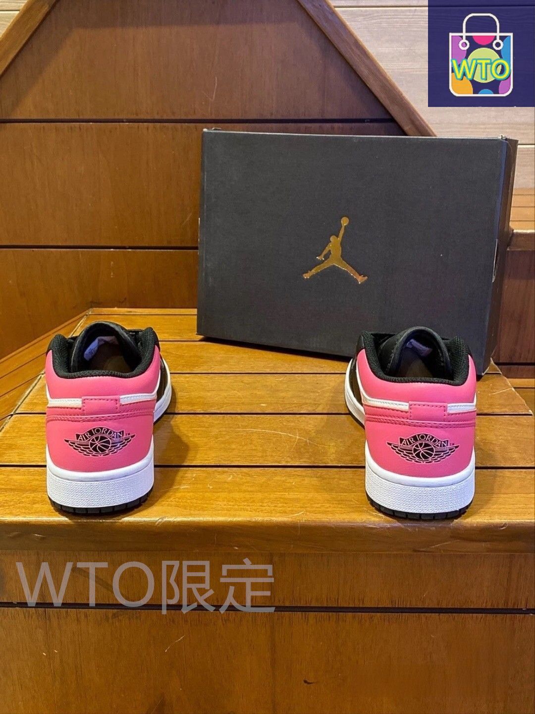 NIKE AIR JORDAN 箱付き、23cm お値下げしました 即購入 NIKE AIR JORDAN 1 LOw 箱付 男女兼用