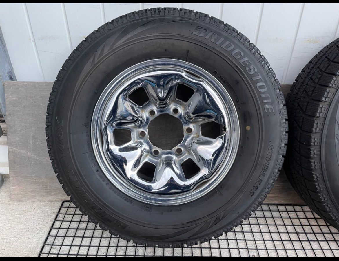 トヨタ 100系 ハイエース 純正OP 215/70R15 6J+34位 6穴 PCD139 トヨタ 100系 ハイエース 純正OP 215/70R15 6J+34位 6穴 PCD139
