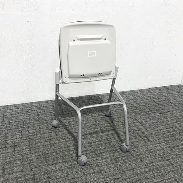 肘無 キャスター付