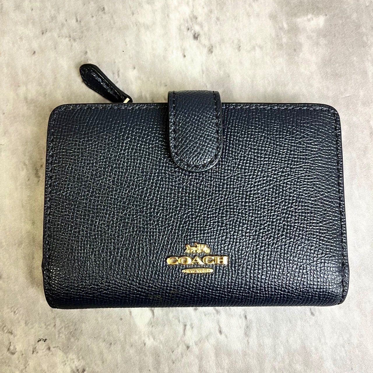 ✨極美品✨ COACH コーチ 二つ折り財布 コンパクトウォレット 馬車金具 