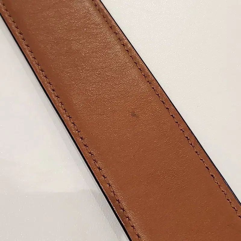 クロスバック 8BS010