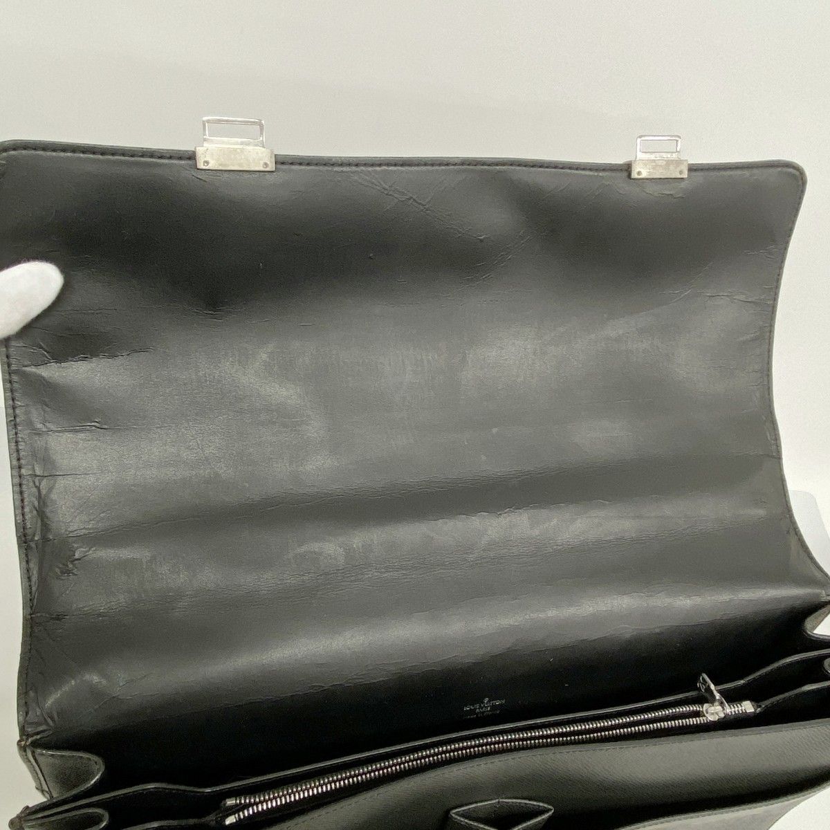 ブリーフケース