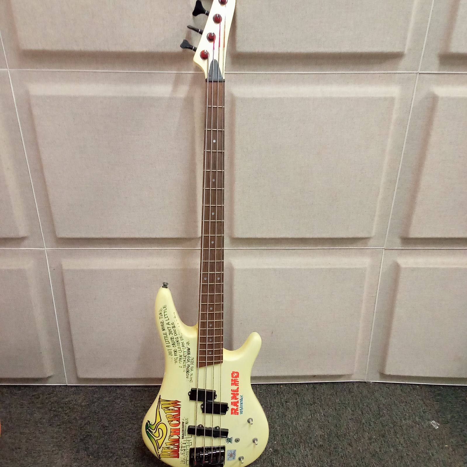 ◯ YAMAHA エレキベース ギター 音楽 音響 楽器