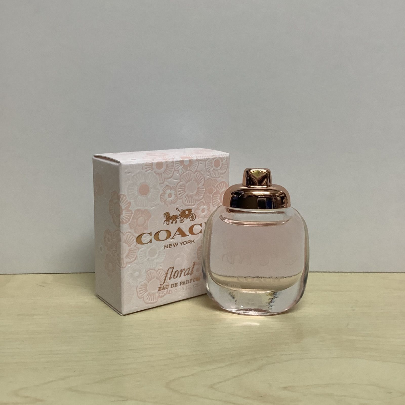 新品未使用 COACH コーチ コーチフローラル オードパルファム ミニ 4.5ml - メルカリ