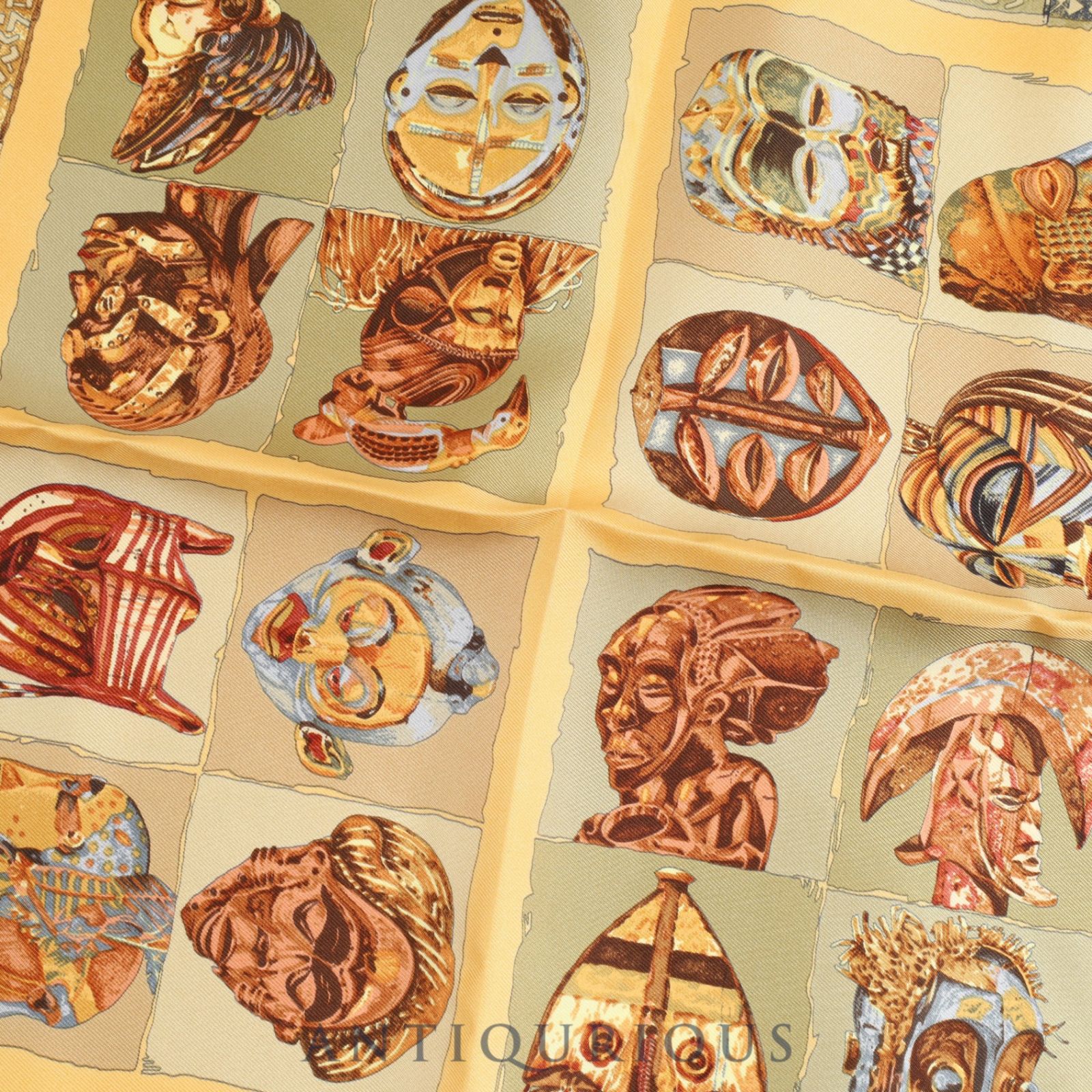 エルメス スカーフ カレ45 PEERSONA 仮面 SILK100％ 箱 - メルカリ