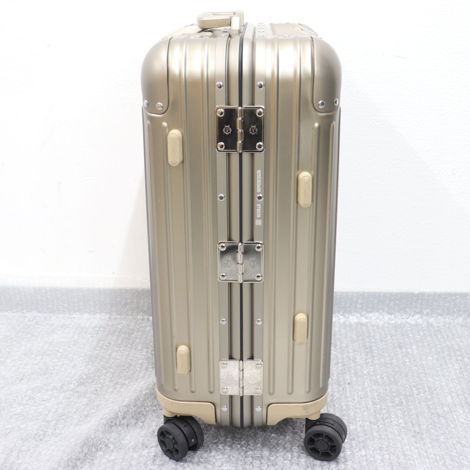 専用　RIMOWA シャンパンゴールド キャリーケース RIMOWA(リモワ) / オリジナルキャビン/トラベルキャリー/31L