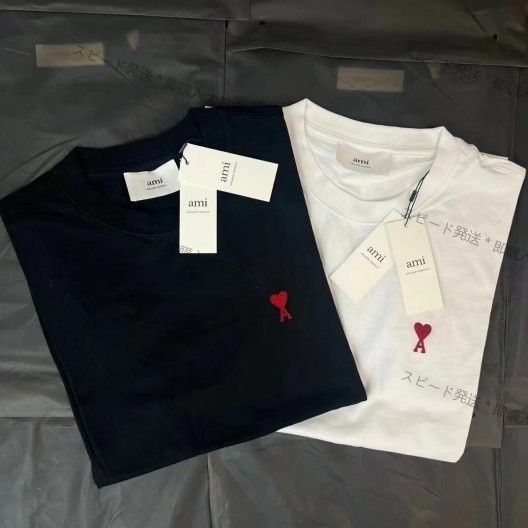 新品・未使用】ami paris アミパリ レッドハート刺繍入り ユニ 新品・未使用】ami paris アミパリ レッドハート刺繍入り ユニ