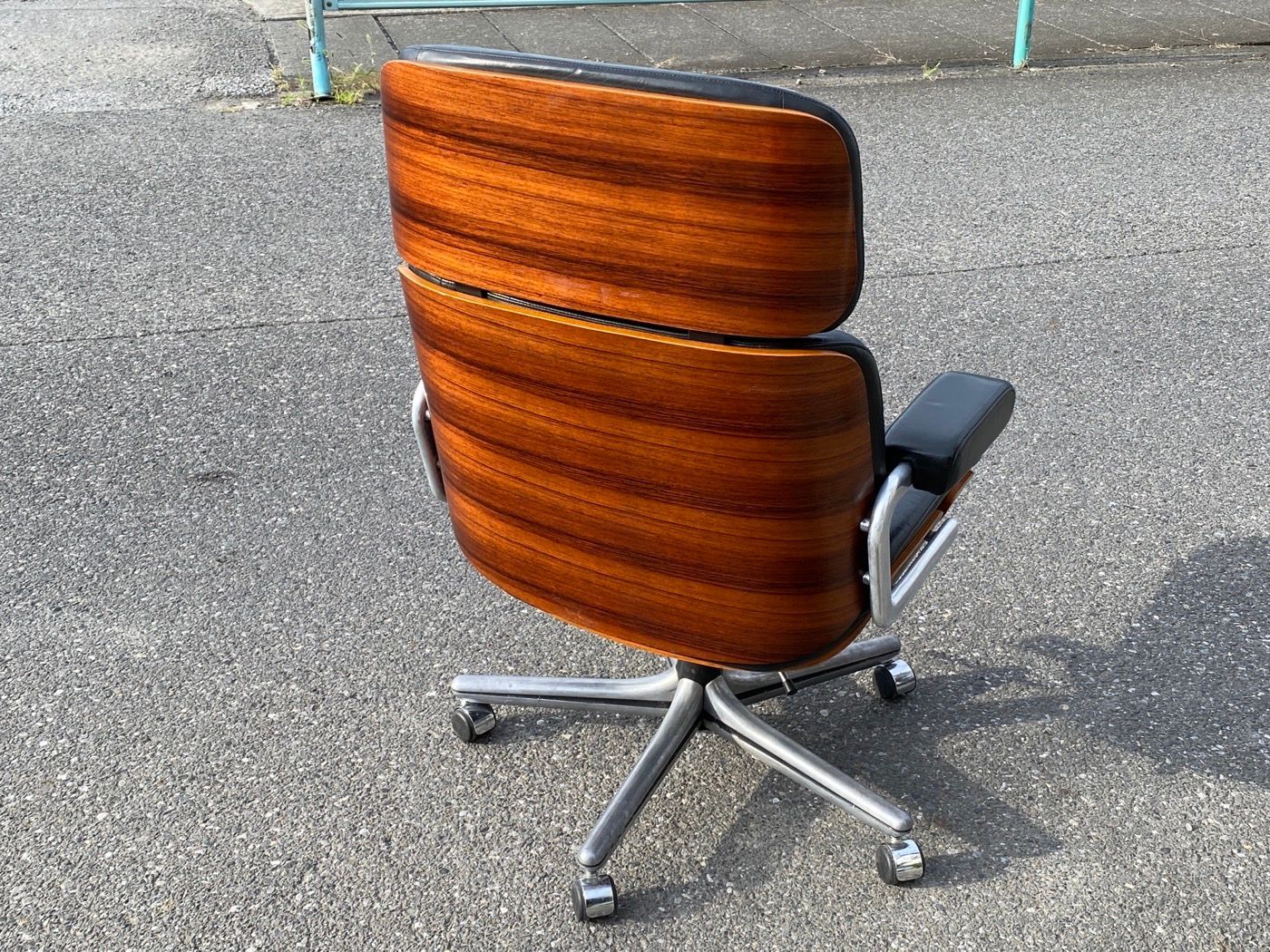 Giroflex ジロフレックス 名作82Pasal パサール