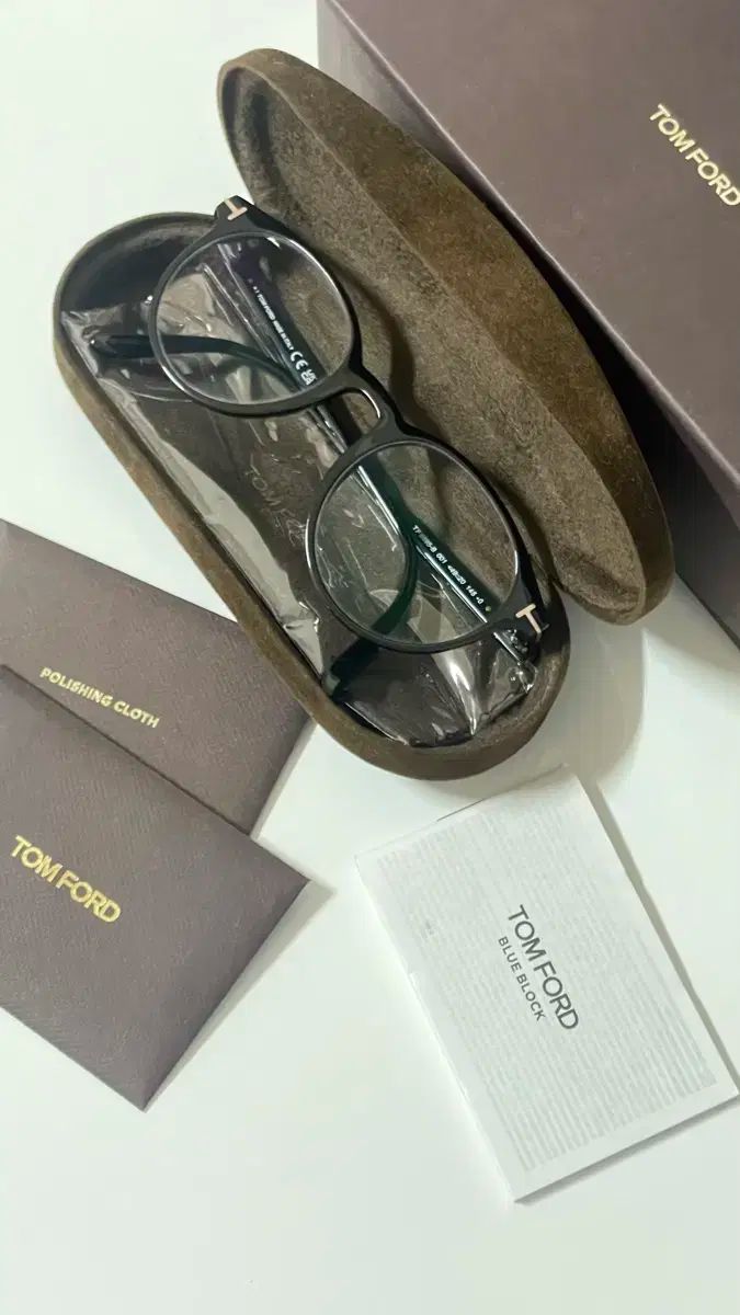 メガネ TOM FORD Tom Ford - FT5695-B 47001 - 001 Tom Ford TF5695-B 001 Blue Control Glasses - US