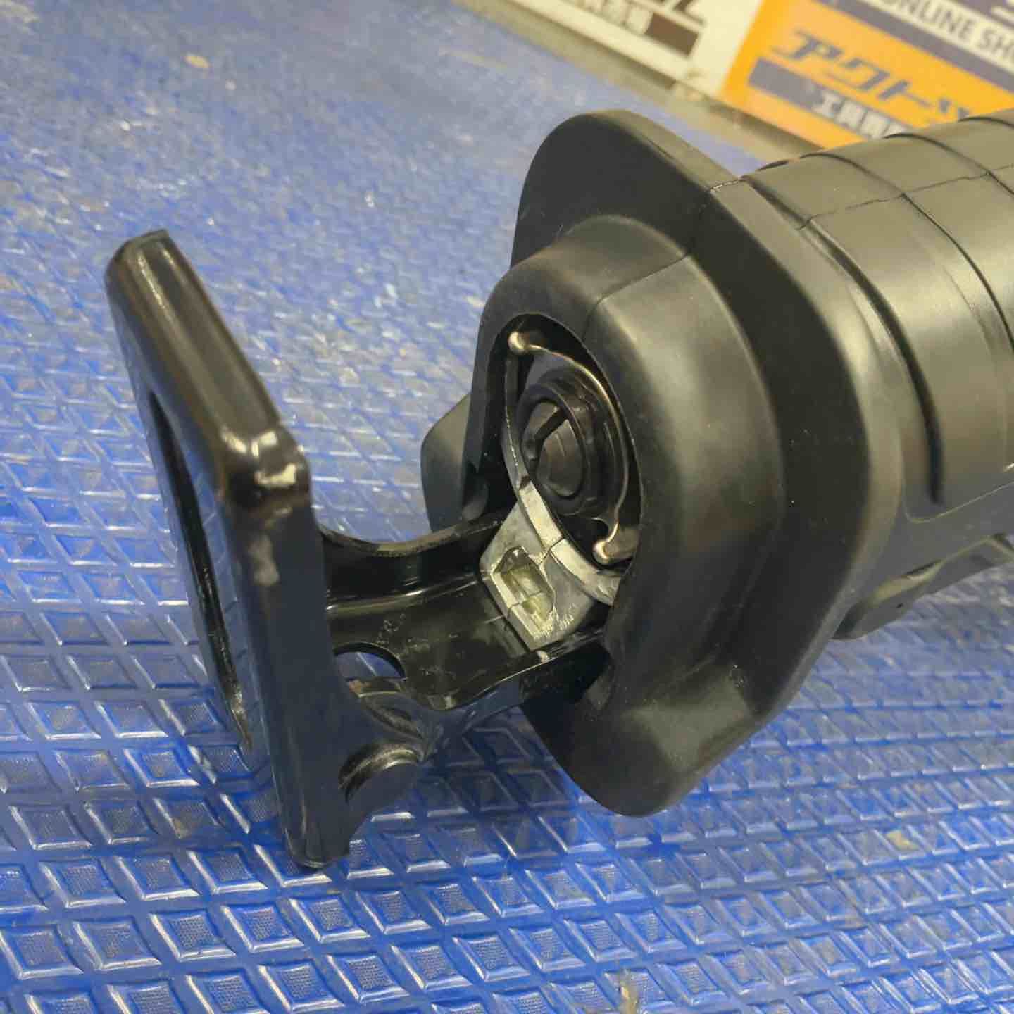 コードレスレシプロソー