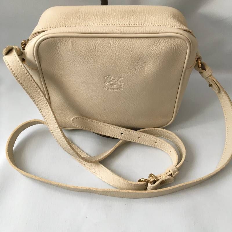 IL BISONTEイルビゾンテ レザー ショルダー バッグ
