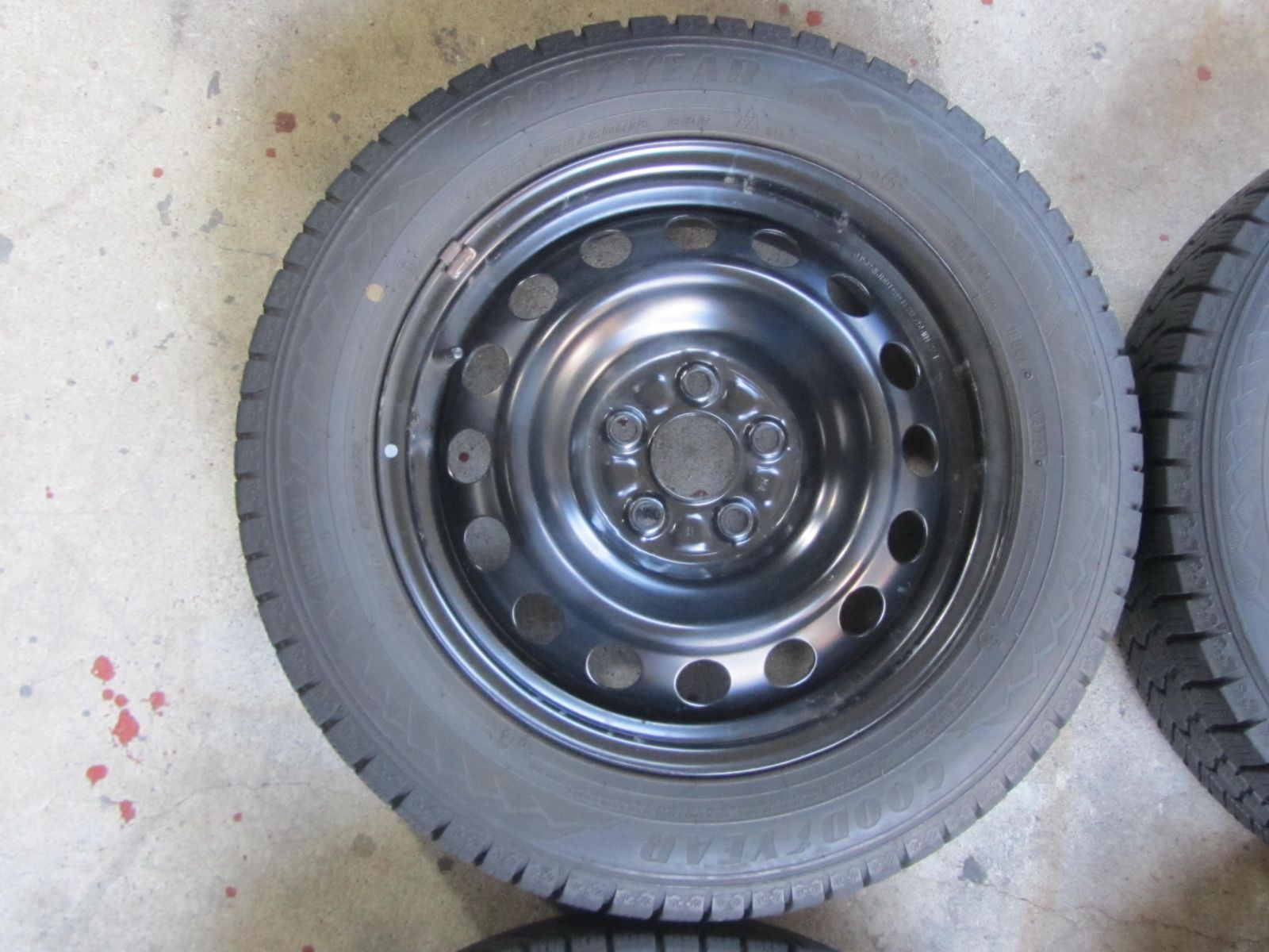 グッドイヤー アイスナビ8