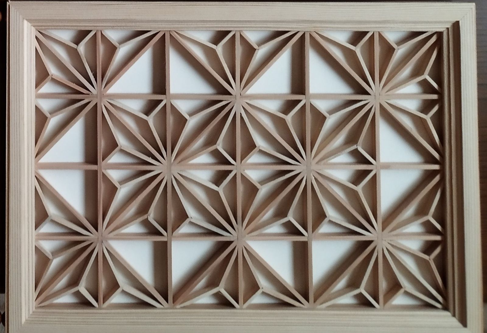 18 組子吹き抜け3枚一組 木製額縁