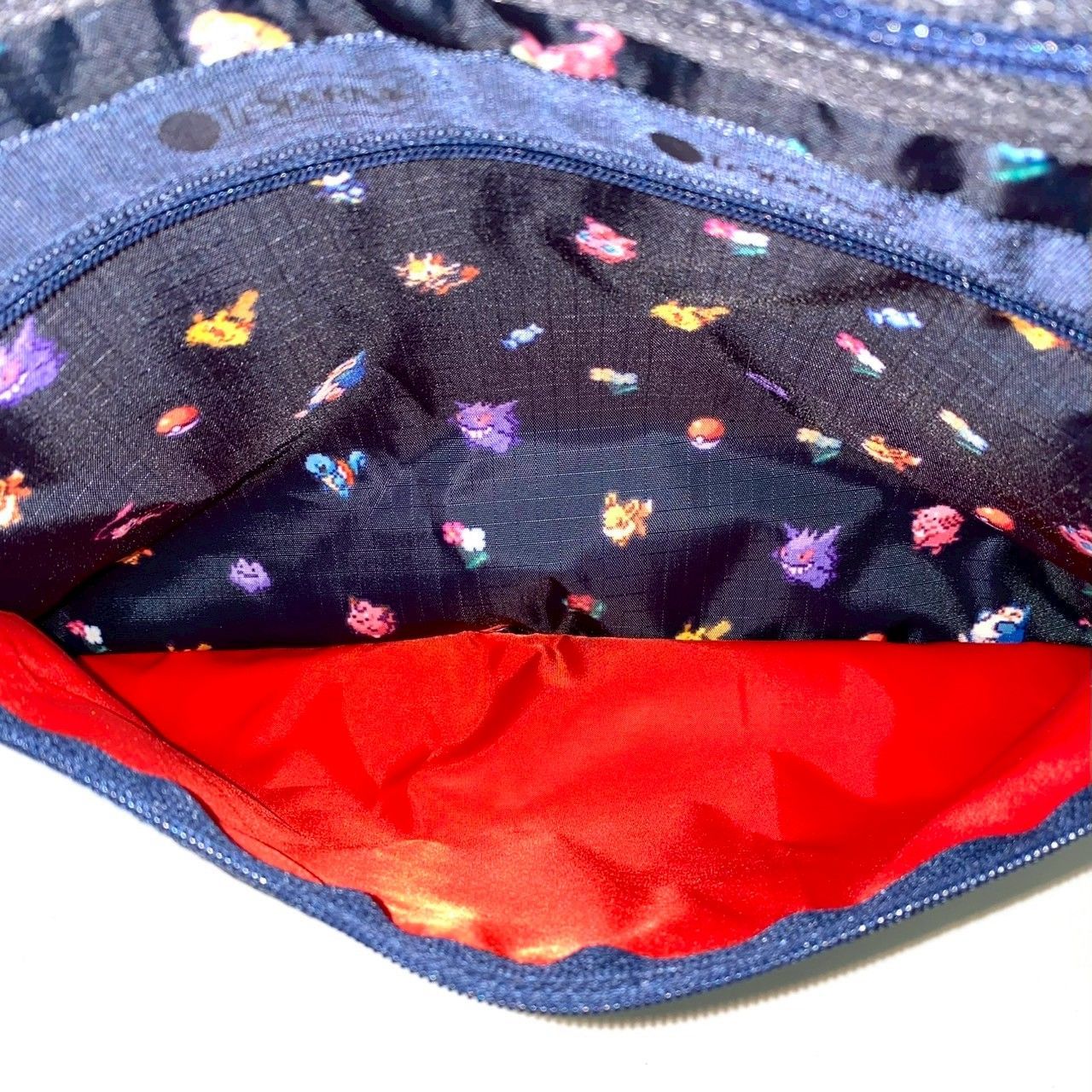LeSportsac】デラックスエブリデイバッグ ポケモン ショルダーバッグ 