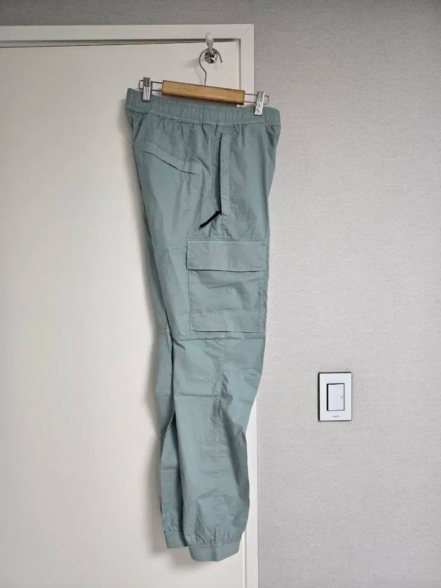 ストーンアイランド カーゴパンツ