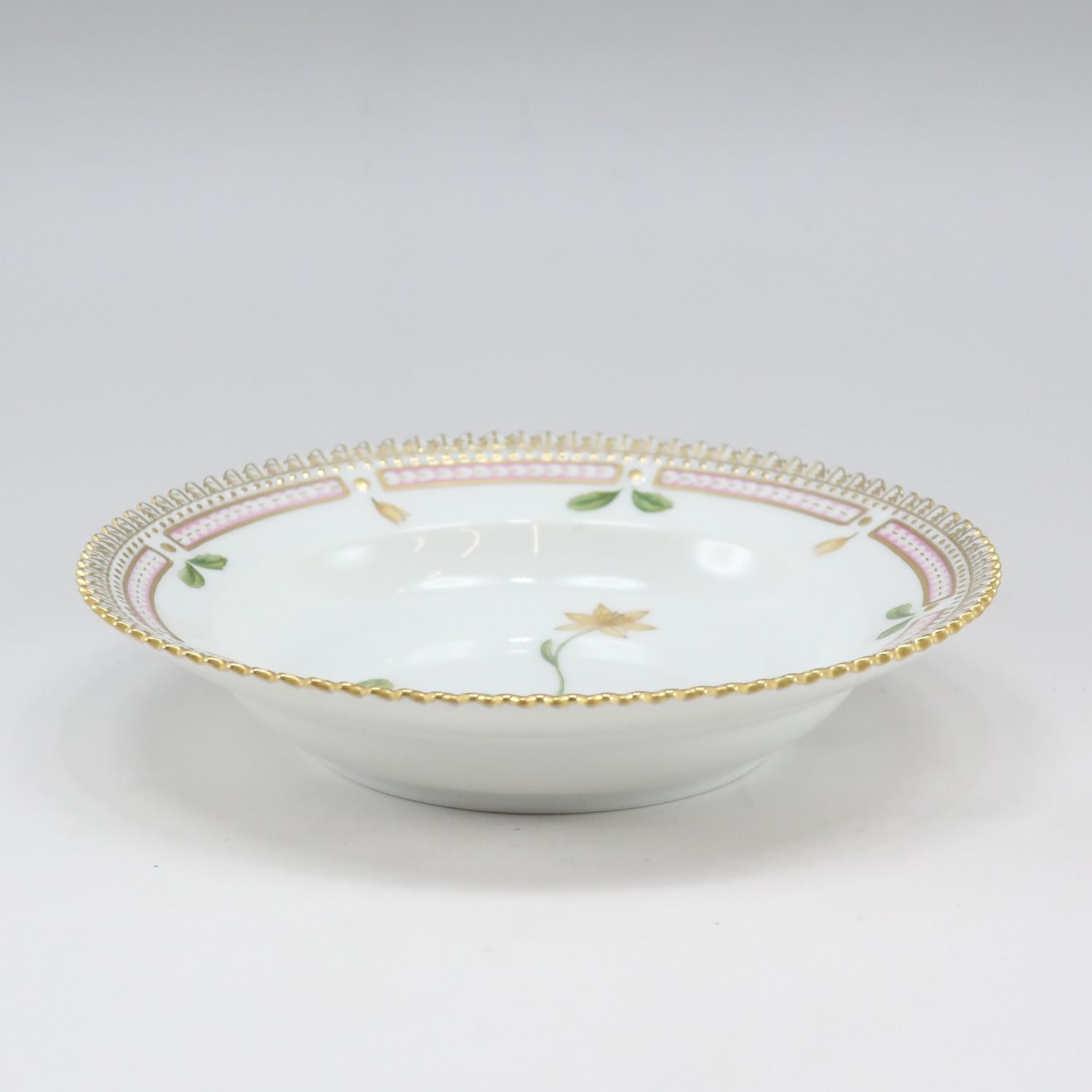 Royal Copenhagen】ロイヤルコペンハーゲン フローラダニカ プレート