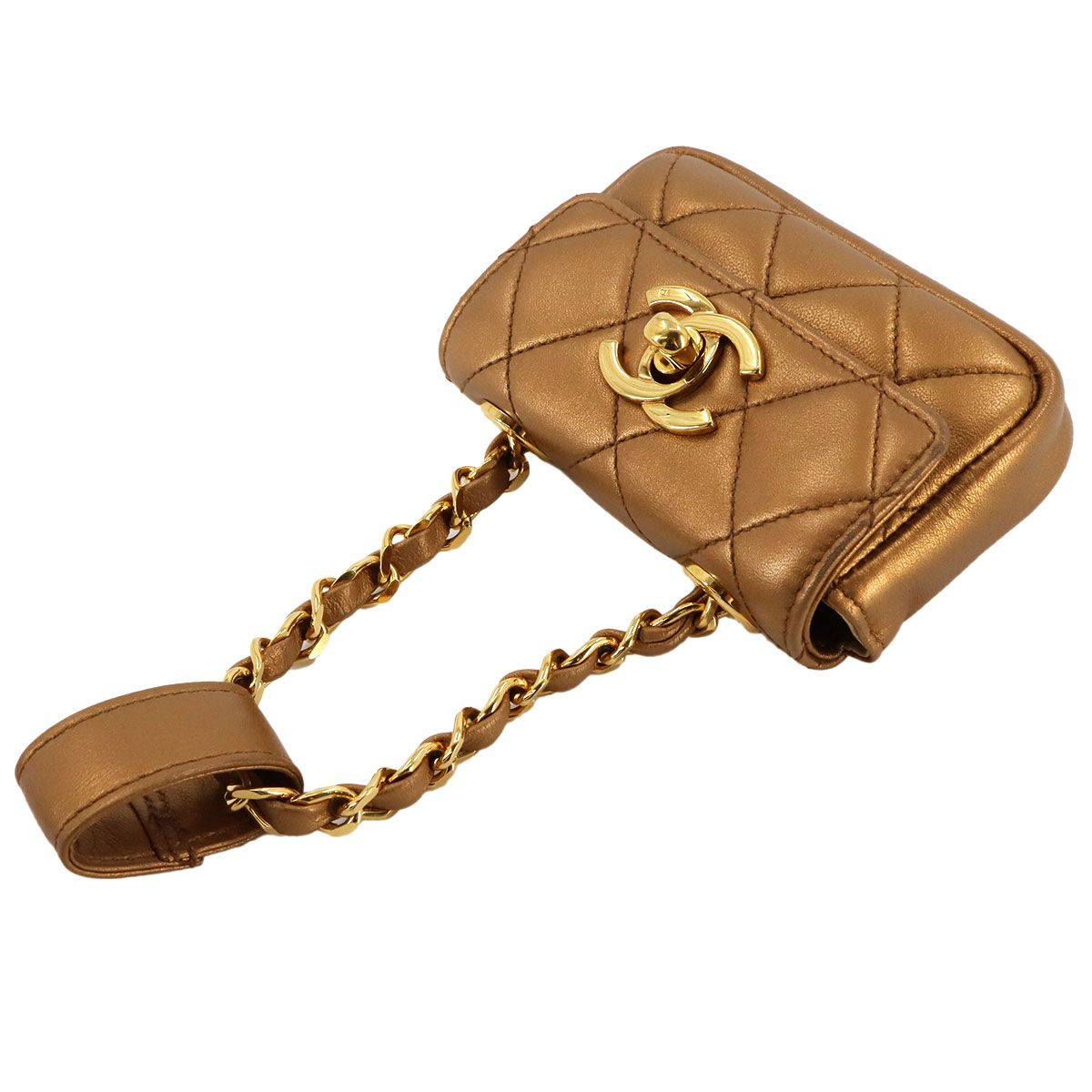 シャネル　CHANEL 　ボディ　ウェストバッグ　ベルトなし　　エナメルレザー シャネル CHANEL ボディ ウェストバッグ ベルトなし エナメルレザー