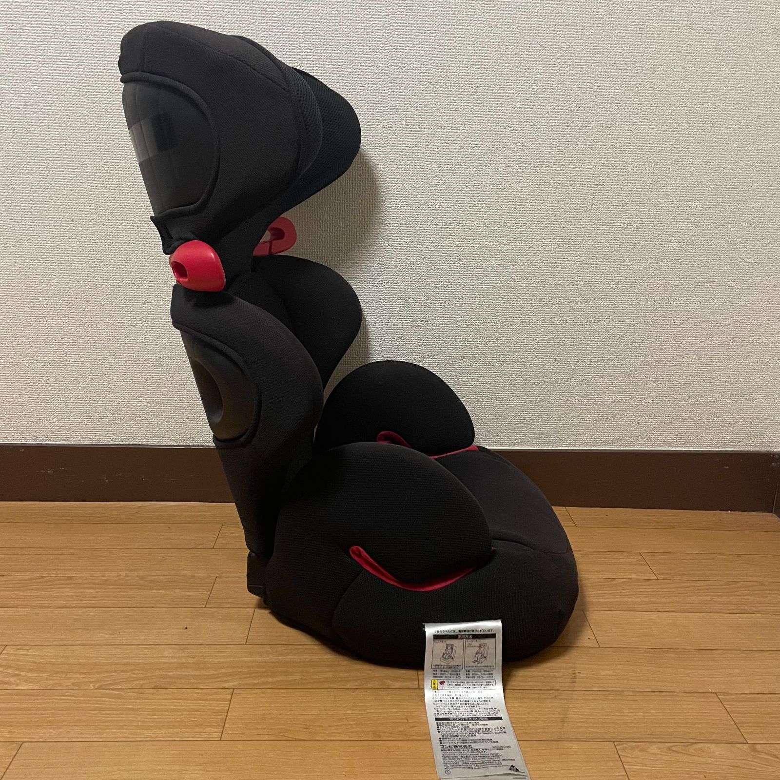 Combi コンビ ジュニアシート ムーヴフィットジュニア - メルカリ