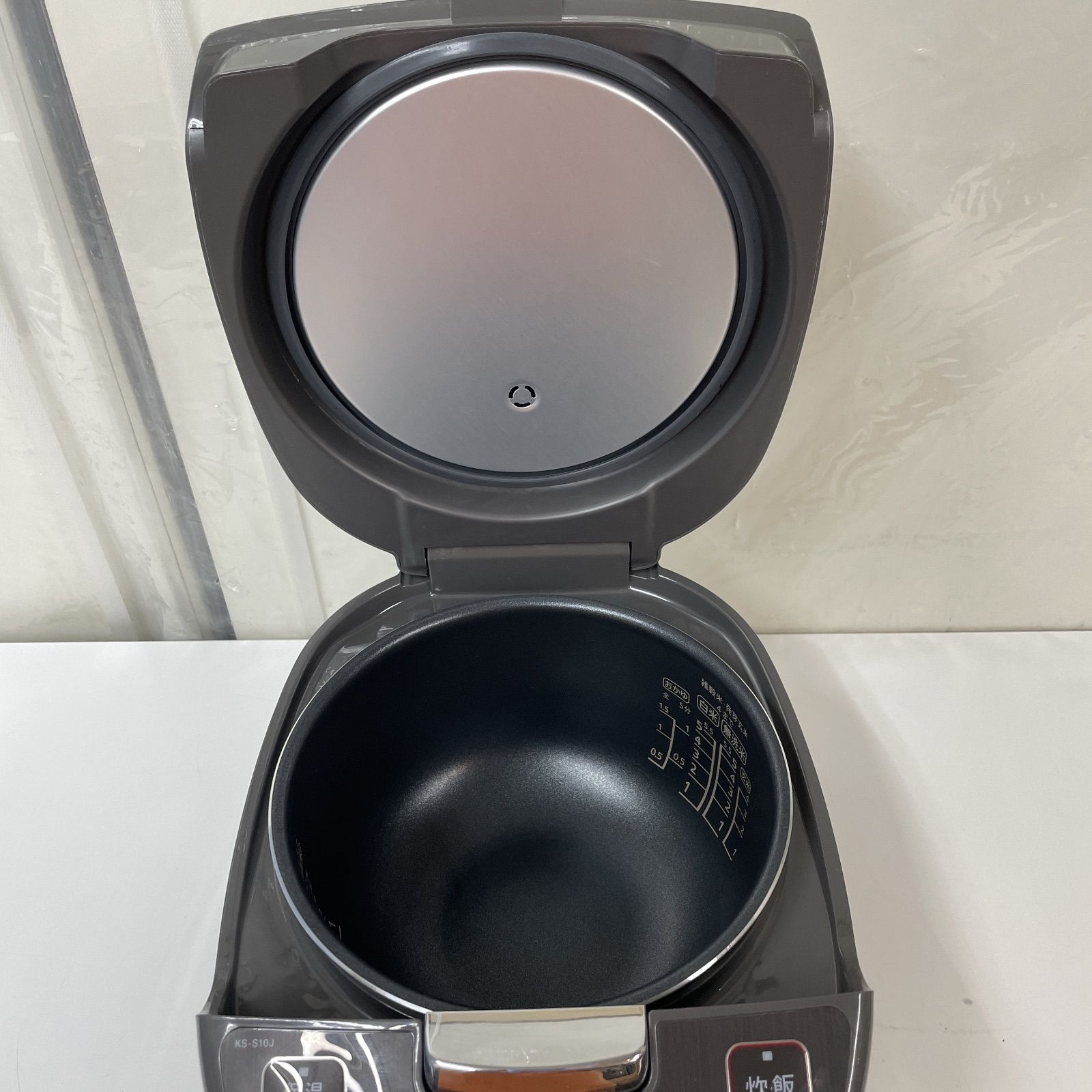 R303 ☀️ ほぼ未使用品！ SHARP 炊飯ジャー 5.5合炊き 21年製 KS-S10J 
