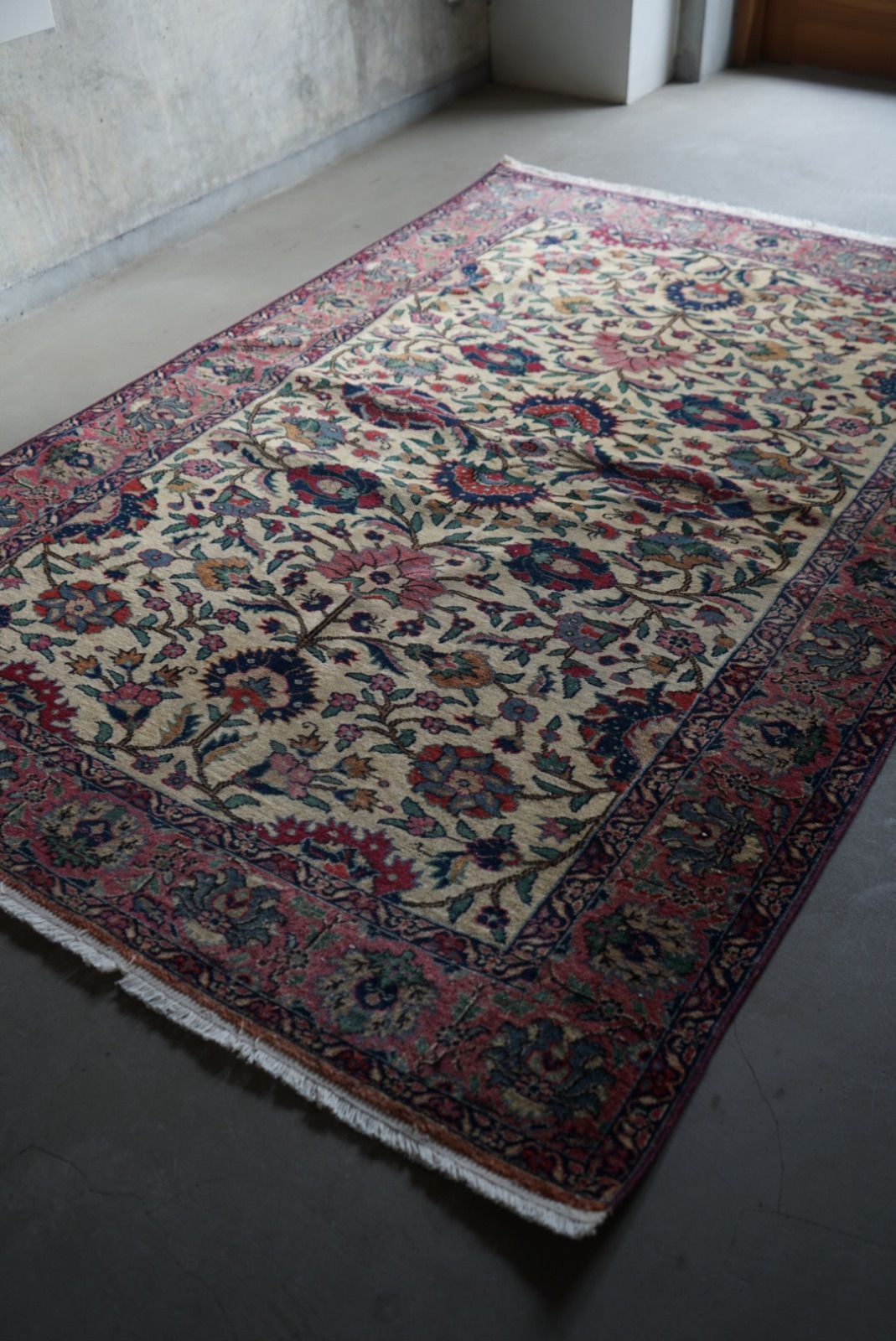 全国送料無料。 ヴィンテージラグ トルコ カイセリ ローズピンク 1950-1960年代 176 × 115 cm No.TR25175 最短当日配送。