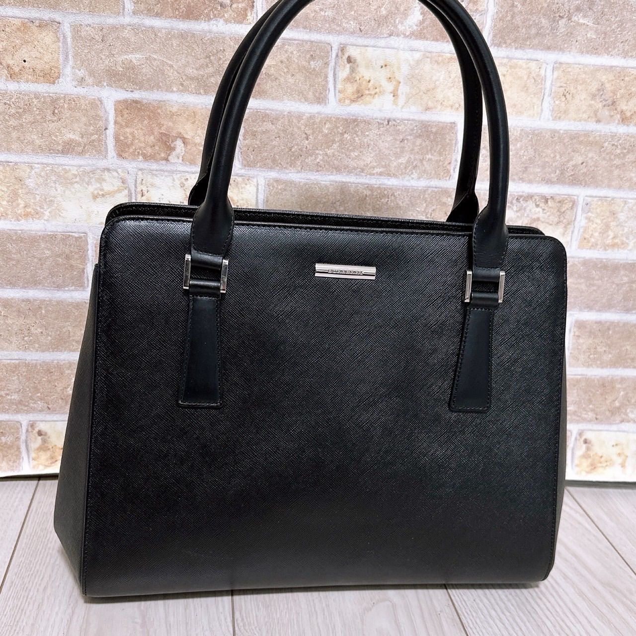 美品)Burberry (バーバリー)トートバッグ レザー ブラック - メルカリ