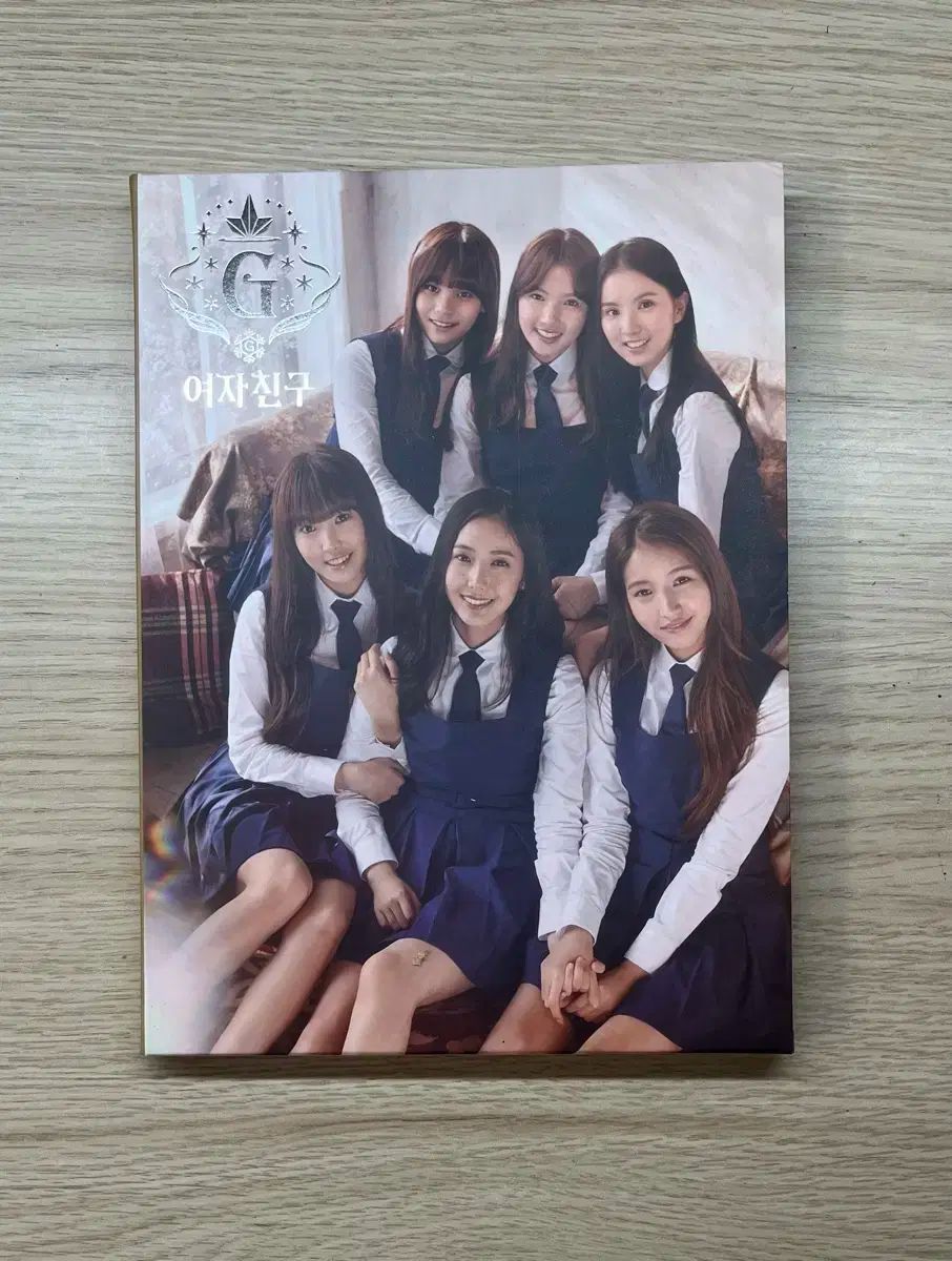 GFRIEND Album 'flake' ヨジャチング Signed GFRIEND Album 'Snowflake
