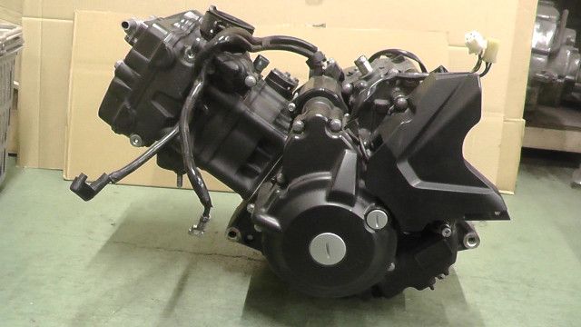 CB250R　MC52-1001xxx　の　エンジン:#1738630361