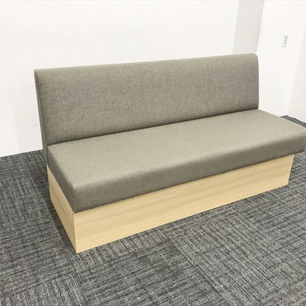 ②karimoku カリモク レザーソファ 本革 リベット打ち アンティーク G