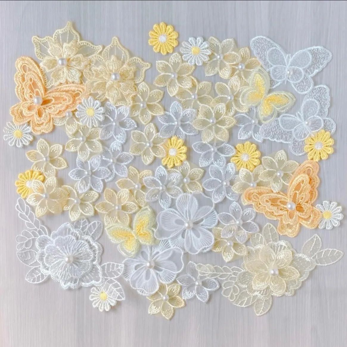 【専用】花モチーフ　62個 アシェット かぎ針で編む立体花モチーフ62-69号 - メルカリ