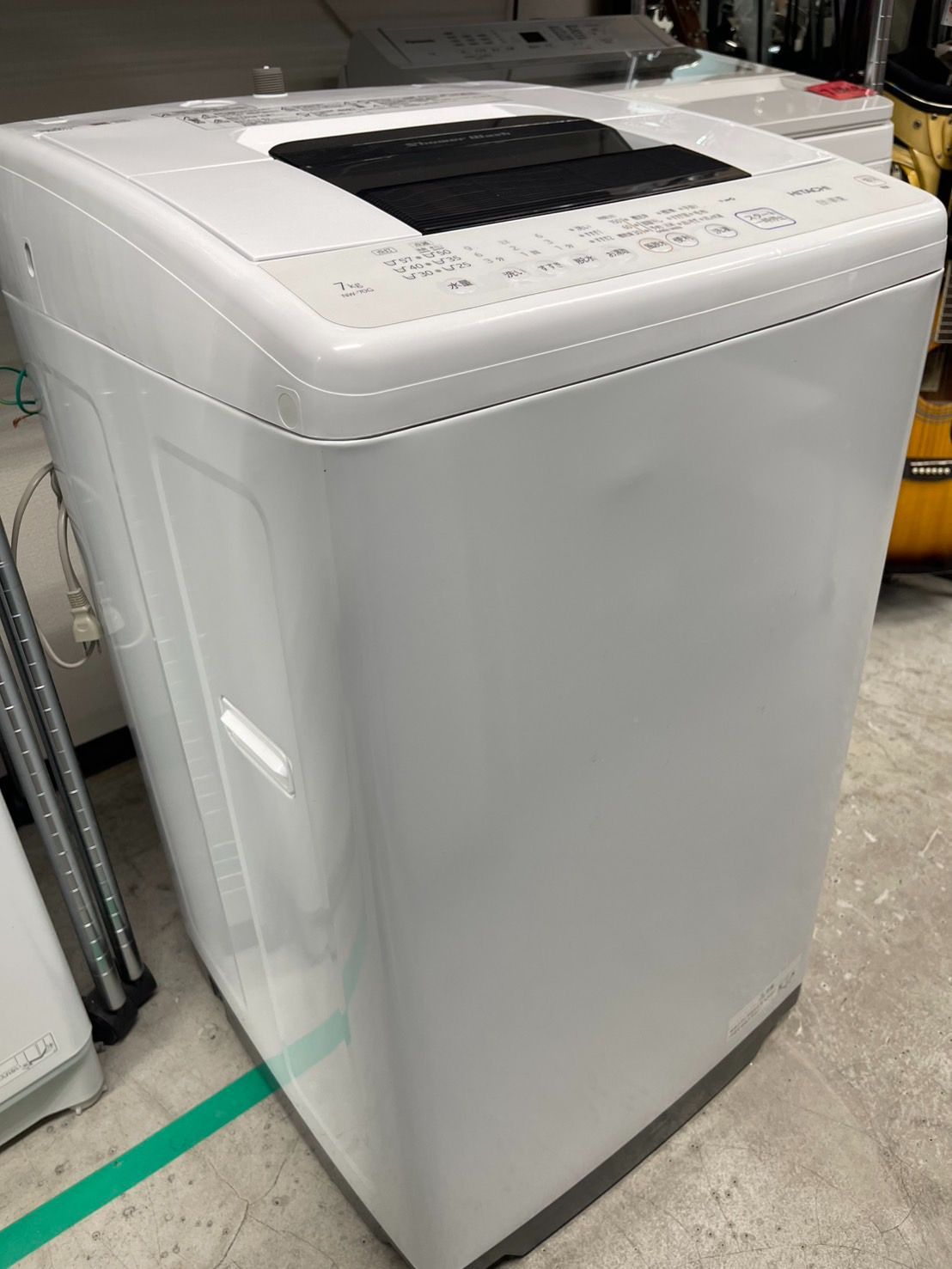 ID 196377 洗濯機7K 日立 2022年 NW-70G