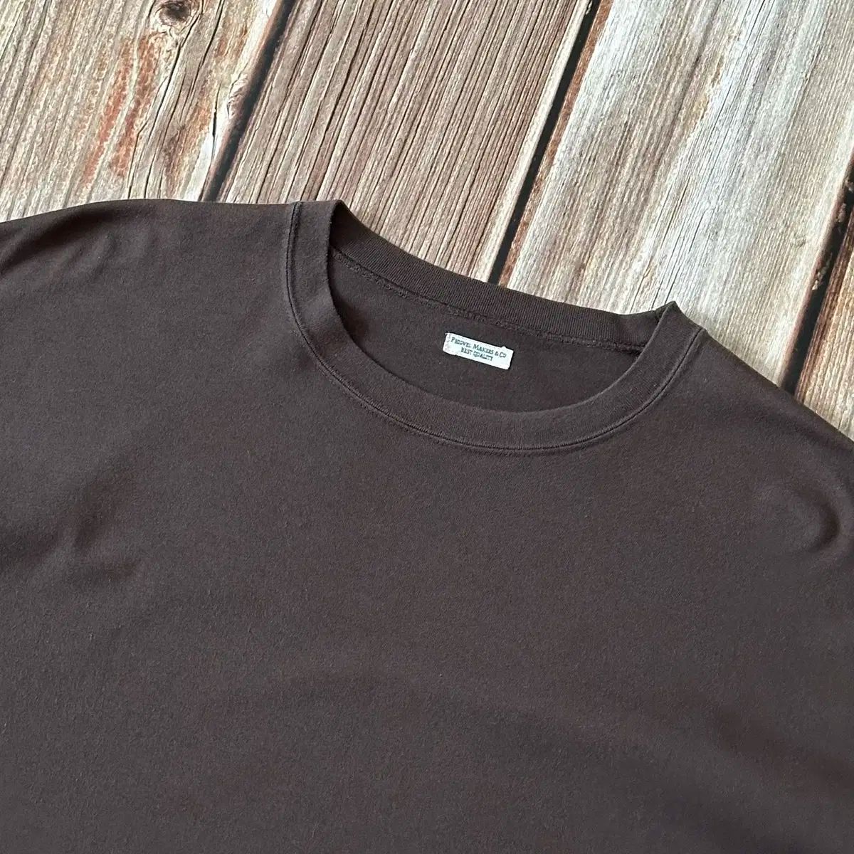 アスレティック Tシャツ