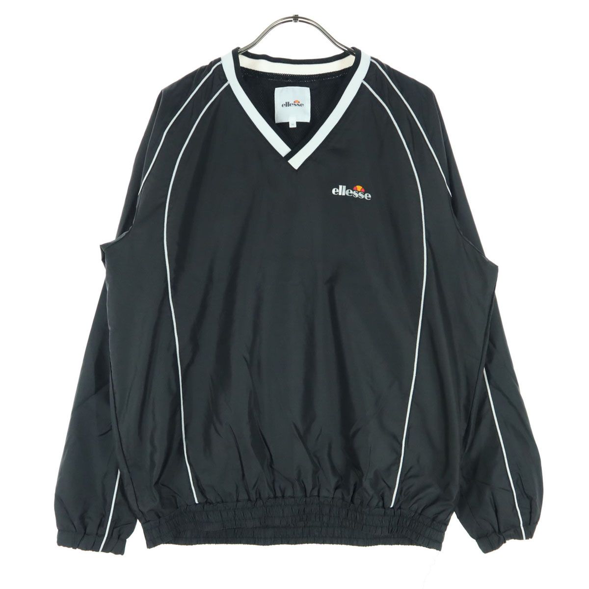 ellesse エレッセ・ジップウインドブレーカー・L相当・ロゴ刺繍・超軽量 ellesse エレッセ・ジップウインドブレーカー・L相当・ロゴ刺繍
