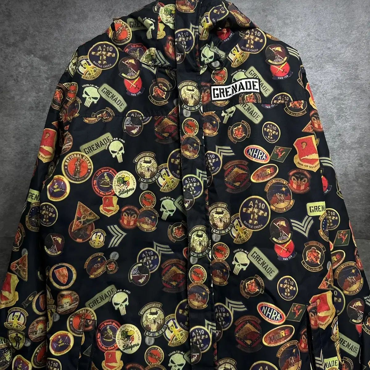【雷市場（ポンジャン）商品韓国直送】 105 GRENADE ミリタリー 軍服 パッチ スキー ウインドブレーカー ダウンジャケット