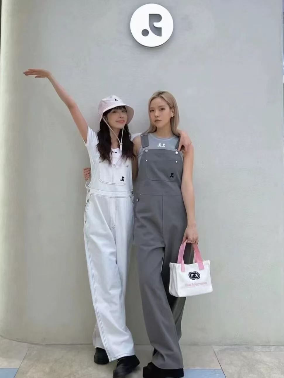 ストレートパンツ ロンパース