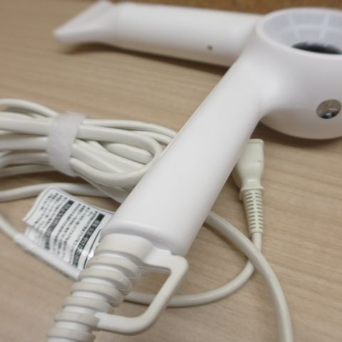 ホリスティックキュアーズ　クレイツ　マグネットヘアプロドライヤーHCD-G06W 楽天市場】マグネットヘアプロ 【公式店】 ゼロプラス