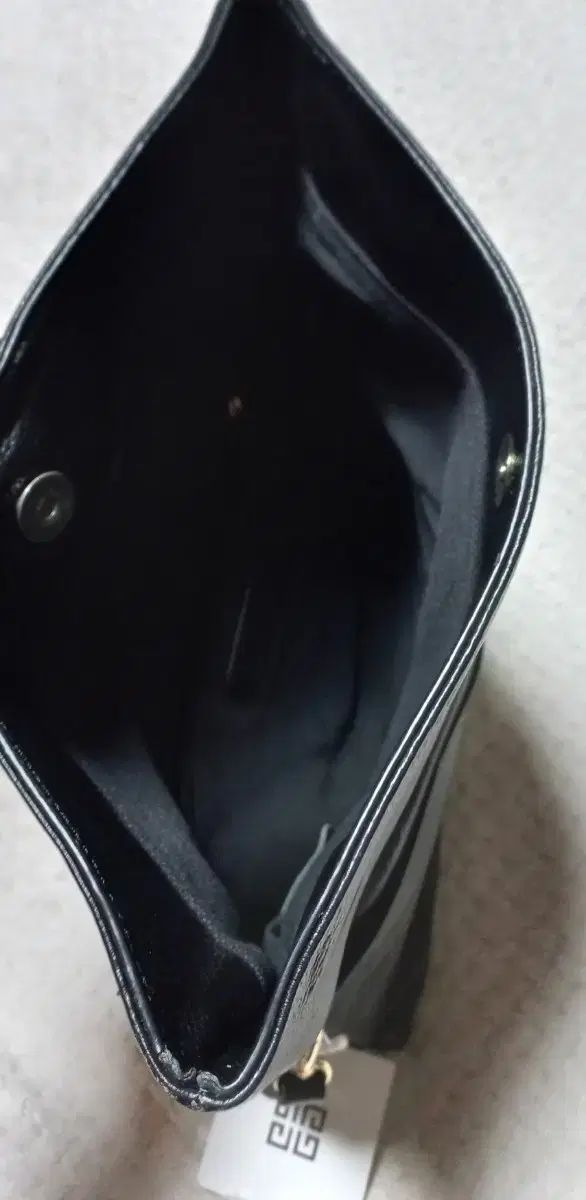 Givenchy ジバンシィ クロス バッグ DECORATOM_COM_BR