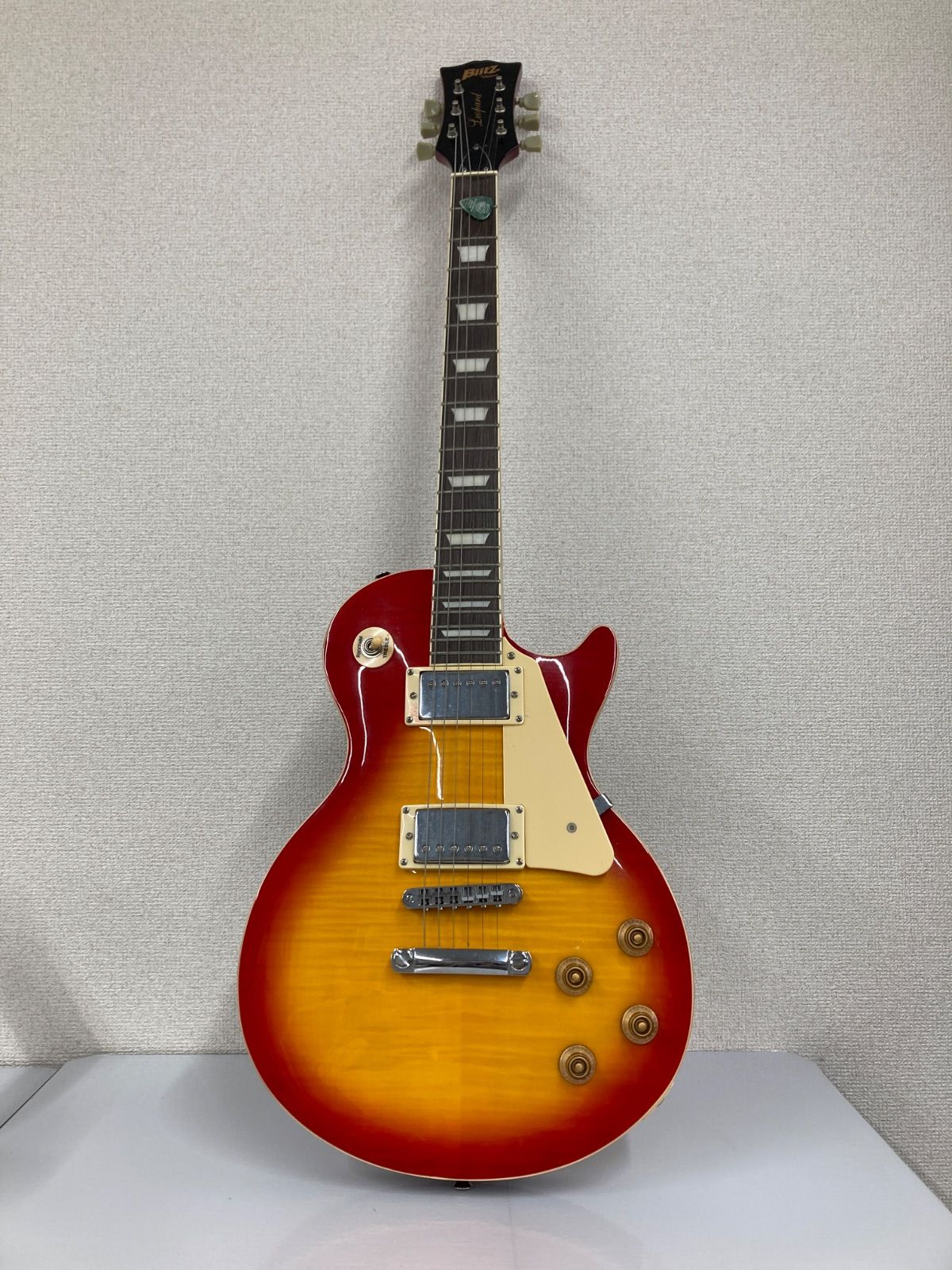 ０Blitz by AriaProⅡ LesPaul Standard レスポールタイプ エレキギター ピック付き 楽器 3