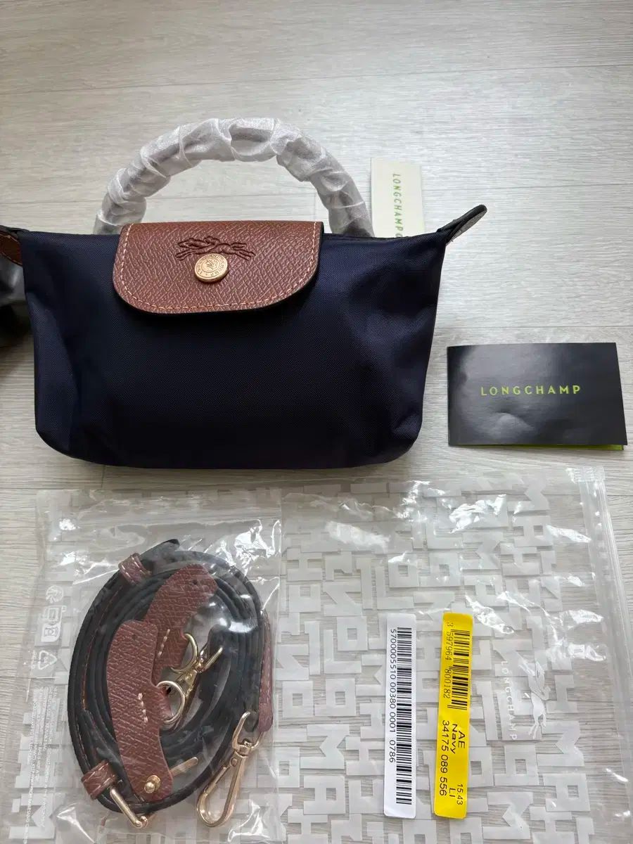♥LONGCHAMP　ロンシャン　レトロ　ミニボストン型バッグ　ネイビー ロンシャン LONGCHAMP ハンドバッグ ショルダーバッグ プリ